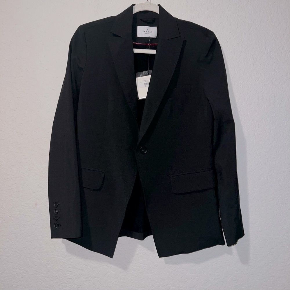 NWT Argent women’s elongated coolmax Black Blazer